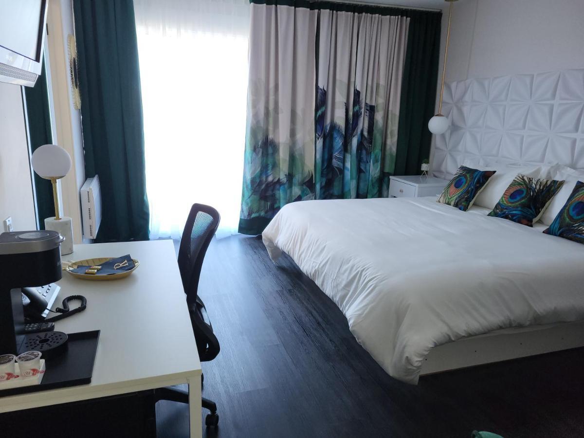 Motel Au Rocher Du Cap Cap-Saint-Ignace Ngoại thất bức ảnh