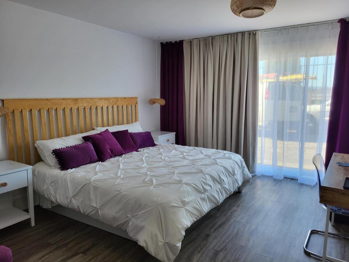 Motel Au Rocher Du Cap Cap-Saint-Ignace Ngoại thất bức ảnh